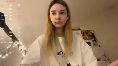 Snapshot of edlinhazleton chatting on 11.02.25 Dana online show from 11.02.25