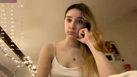 Snapshot of edlinhazleton chatting on 11.28.25 Dana online show from 11.28.25