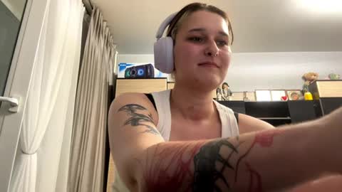 Eva  online show from 05.23.26