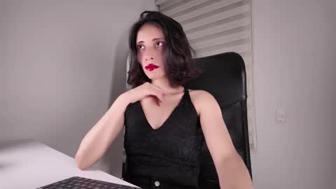 Edranah online show from 10.23.25