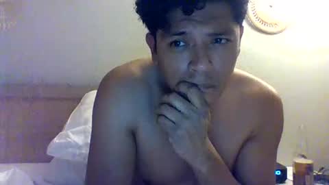 Snapshot of eduardo0084 chatting on 12.23.24 eduardo0084 online show from 12.23.24