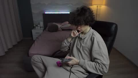 edvardblare online show from 09.30.25