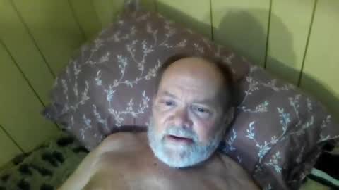Snapshot of edwalters chatting on 06.27.26 Eddie online show from 06.27.26