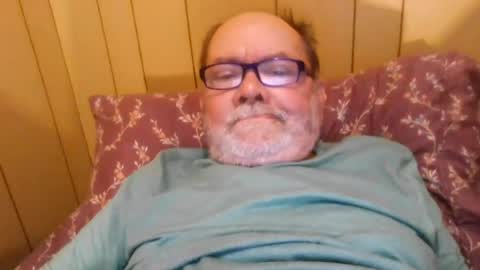 Snapshot of edwalters chatting on 07.12.26 Eddie online show from 07.12.26