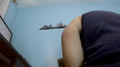 Snapshot of edward_sex18 chatting on 11.28.25 edward online show from 11.28.25