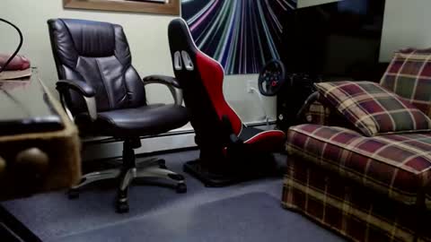 Snapshot of edwardridge chatting on 01.14.25 captain pj pants online show from 01.14.25