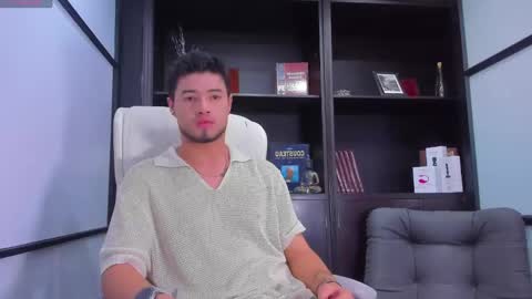 Edward Ross online show from 02.10.25