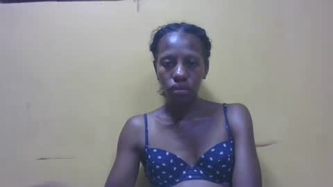 Snapshot of edwige770943 chatting on 04.18.26 edwige770943 online show from 04.18.26
