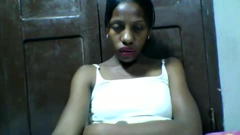 Snapshot of edwige770943 chatting on 05.02.26 edwige770943 online show from 05.02.26