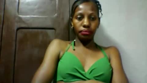 Snapshot of edwige770943 chatting on 05.16.26 edwige770943 online show from 05.16.26