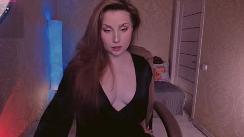 eesmaaarr online show from 09.24.25