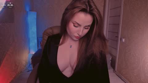 eesmaaarr online show from 09.30.25