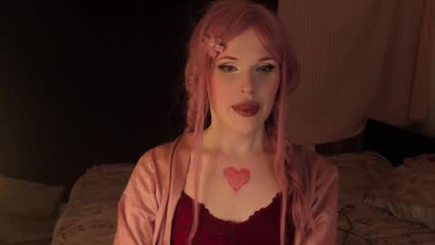 Effie Mur online show from 01.14.25