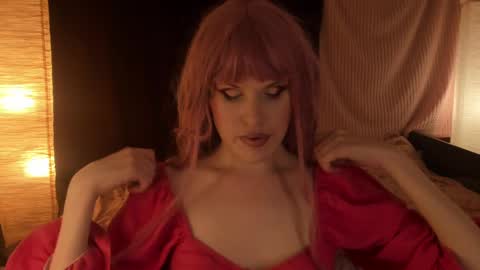 Effie Mur online show from 02.21.25