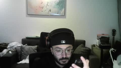 Snapshot of egyptianthickdick_95 chatting on 01.22.25 egyptianthickdick_95 online show from 01.22.25