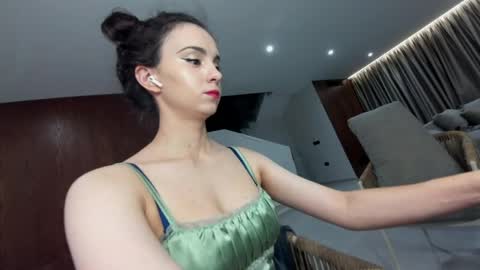 Erik and Alice online show from 04.14.26