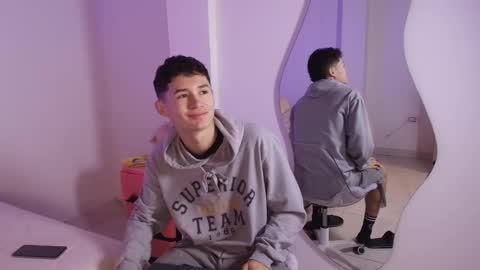 Snapshot of eiden_blake chatting on 11.28.25 Eiden Blake online show from 11.28.25