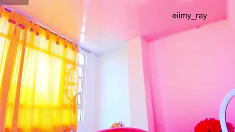 Snapshot of eiimy_ray_ chatting on 01.24.25 Eiimy ray online show from 01.24.25