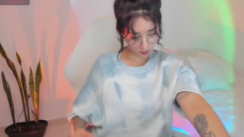 Snapshot of eileenford chatting on 02.11.25 EileenFord online show from 02.11.25