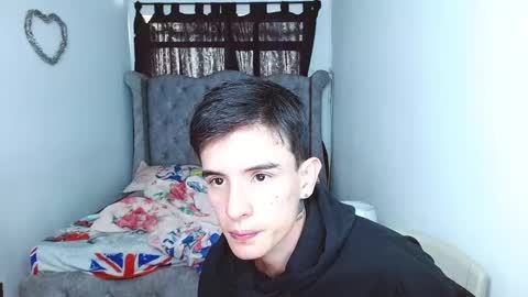 eimy_andres online show from 12.15.24