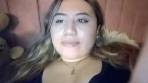 EIMY   MODEL INDEPENDENT online show from 02.17.26