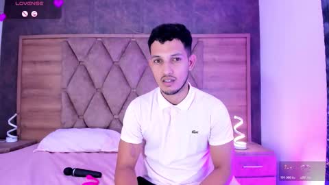 YG COUPLE online show from 01.06.26