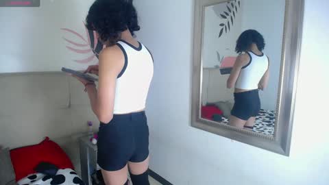 Eimyflorian online show from 01.16.25