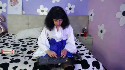 Eimyflorian online show from 02.28.25