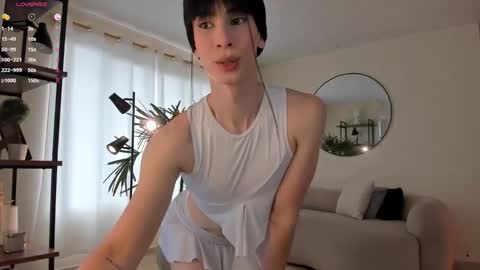 Einyel  online show from 11.25.25