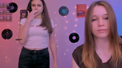 Snapshot of eira_mouse chatting on 04.12.26 Sweet Eira online show from 04.12.26