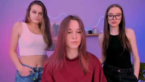 Snapshot of eira_mouse chatting on 04.16.26 Sweet Eira online show from 04.16.26