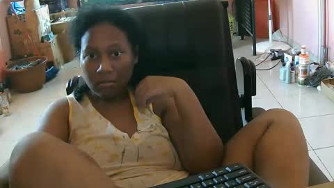 Snapshot of eirondra_valeen chatting on 10.08.25 Eirondra Valeen online show from 10.08.25