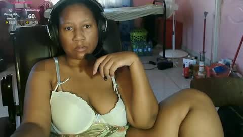 Snapshot of eirondra_valeen chatting on 07.05.26 Eirondra Valeen online show from 07.05.26