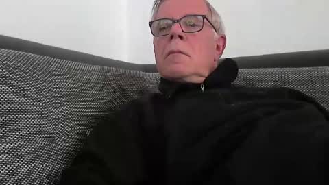 eisbaer1957 online show from 01.12.25