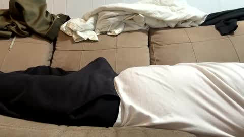 Snapshot of ejm85 chatting on 01.27.25 ejm85 online show from 01.27.25