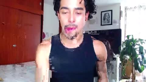 xoxo online show from 04.06.26