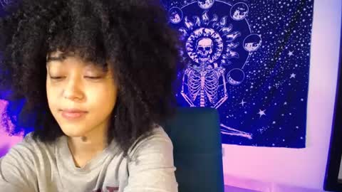 Snapshot of ela_0 chatting on 07.17.26 Ela Help me reach 100 thumbs up online show from 07.17.26