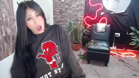 Snapshot of ela_foxyy chatting on 01.22.25 ELA online show from 01.22.25