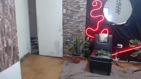 Snapshot of ela_foxyy chatting on 01.29.25 ELA online show from 01.29.25