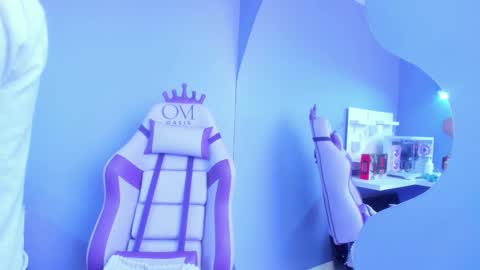 elaine87_ online show from 02.24.26