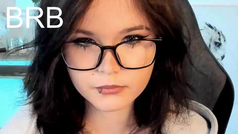 Your sweet girl online show from 02.28.25