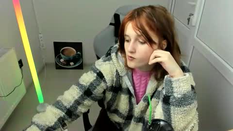 Evie online show from 05.14.26
