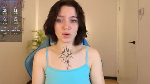 elastikiss online show from 11.22.25