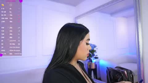 Elasummeer online show from 02.14.25