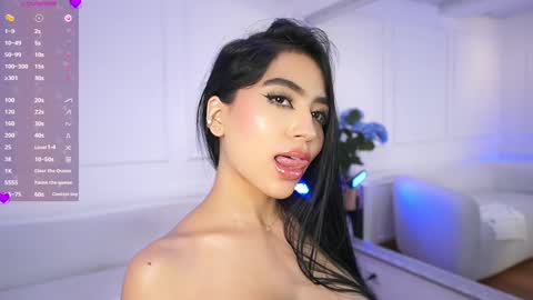 Elasummeer online show from 02.22.25