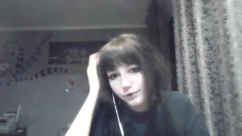 Lia online show from 04.19.26