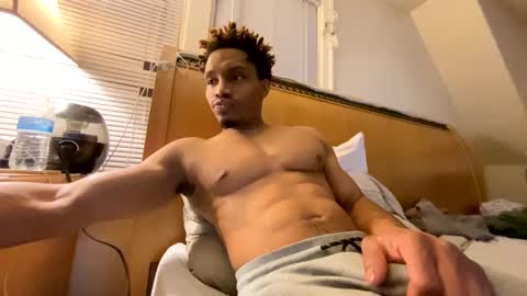 Snapshot of eldisiac chatting on 02.09.25 EL-Disiac online show from 02.09.25