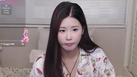 Snapshot of eleanore1 chatting on 12.04.25 eleanore online show from 12.04.25