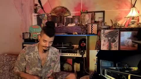 Snapshot of eleazar_blake chatting on 11.24.25 Sir Eleazar online show from 11.24.25