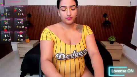 Electra Rose online show from 10.17.25